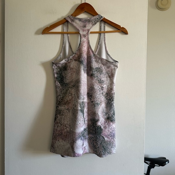 Lululemon Athletica Sugar Crush Multi Dye Cool Racerback Athletic Tank Top EUC - Picture 10 of 13